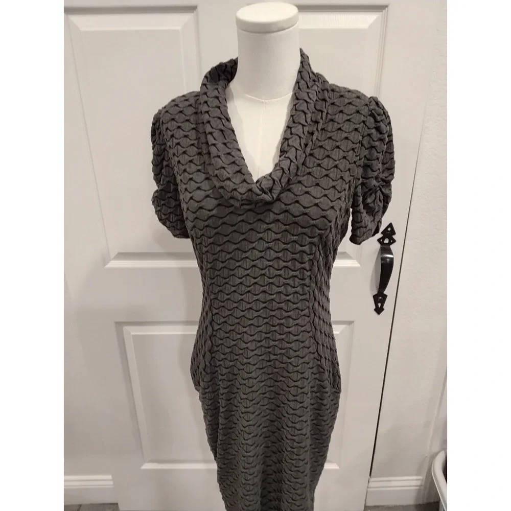 Evan‎ Picone Women's Grey Textured Cowl Neck Short Sleeve Sheath Dress Size 8